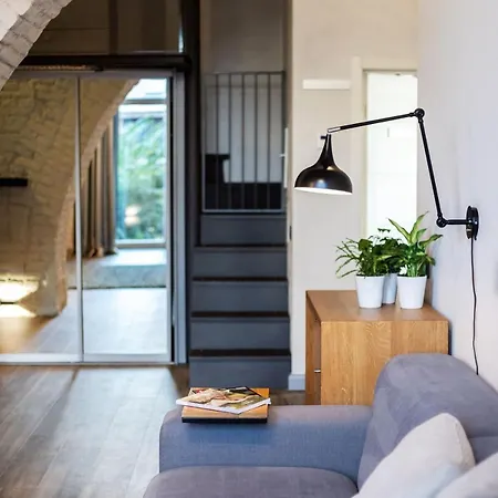Old Brewery Loft In Paupys By Urban Rent Апартаменти Вільнюс